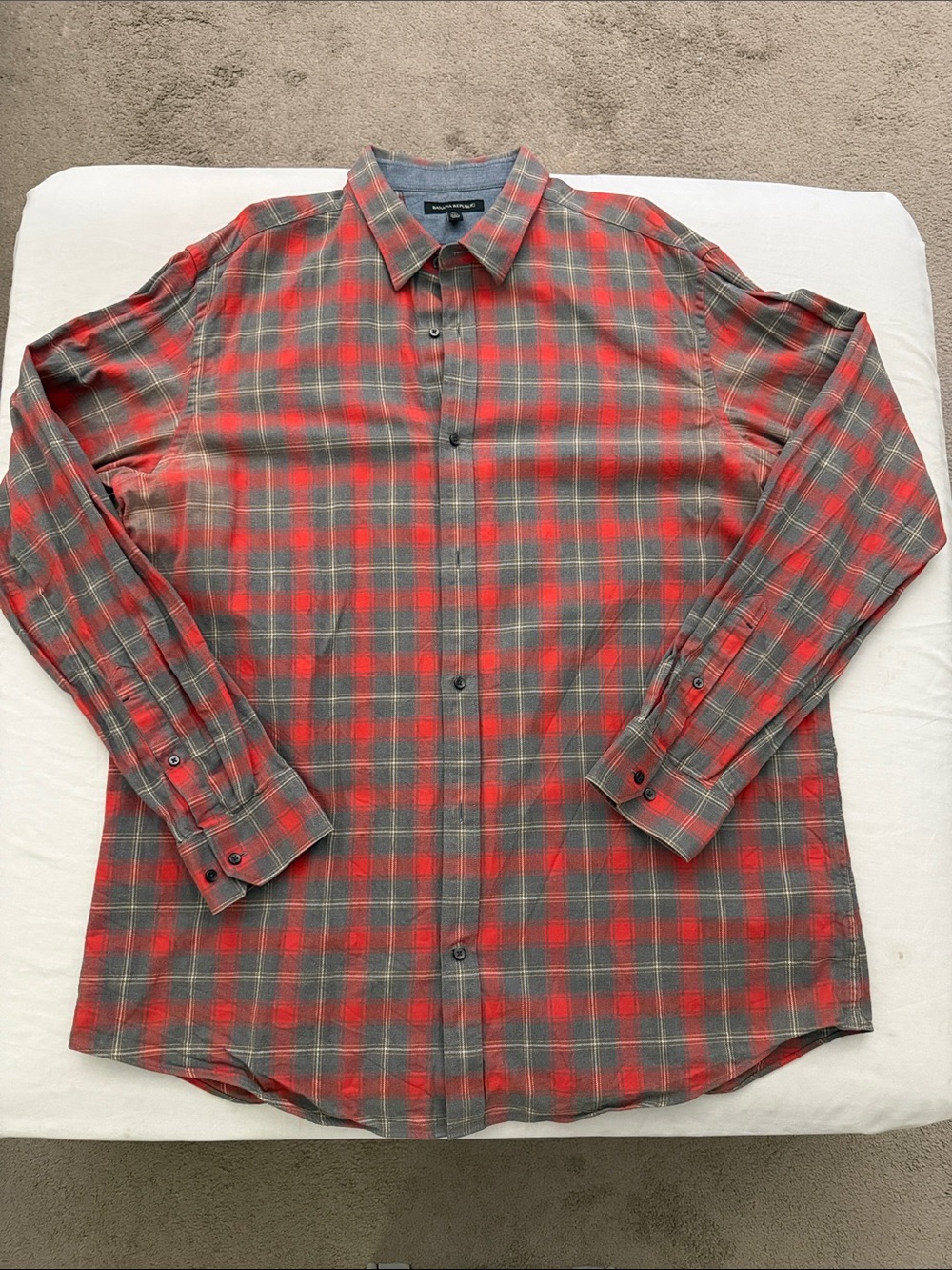Banana Republic Red & Gray Plaid Button-Down Shirt
